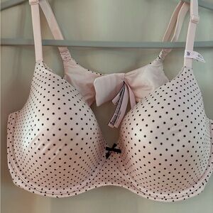 VICTORIA’S SECRET body by Victoria lightly lined NWOT